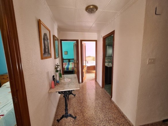 4 Bedroom 2 Bathroom Country house in Sax - Caza De Casa