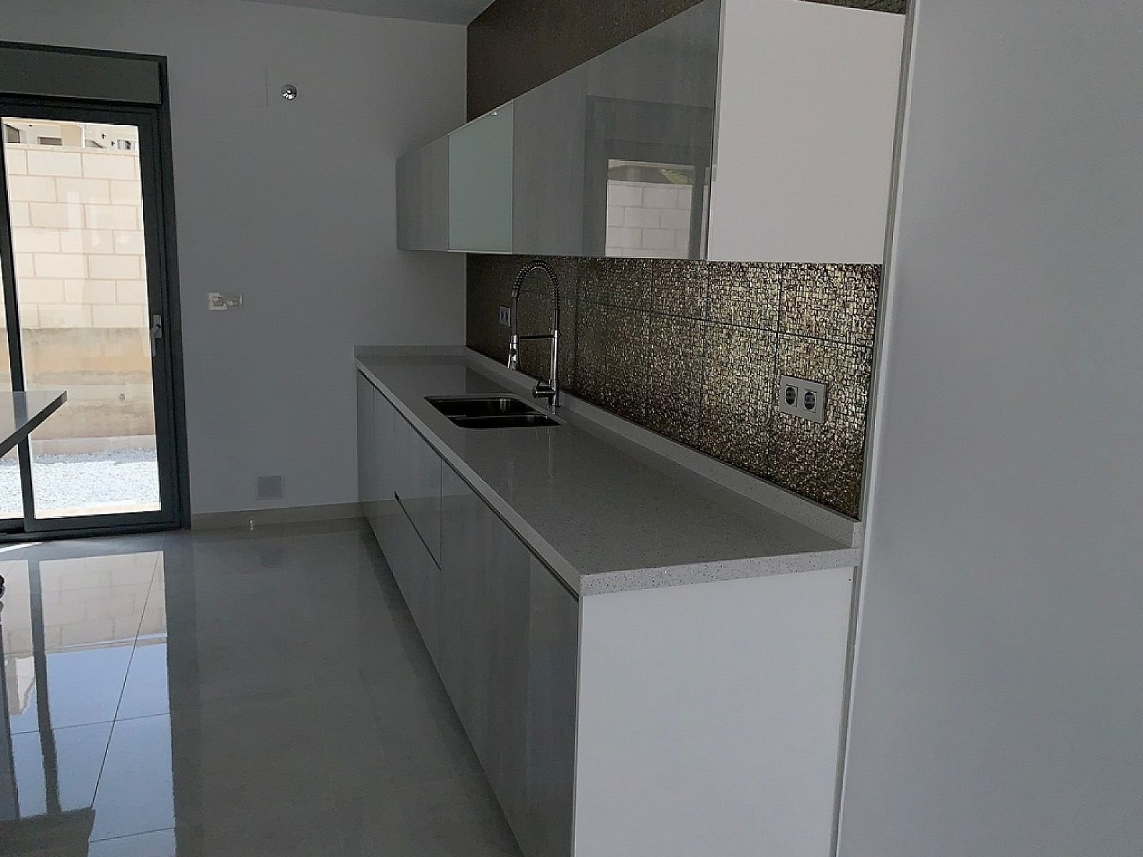 4 Bedroom 3 Bathroom Detached Villa in Pinoso - Caza De Casa