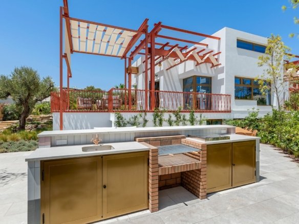 3 Bedroom 4 Bathroom Villa in Orihuela Costa - Caza De Casa