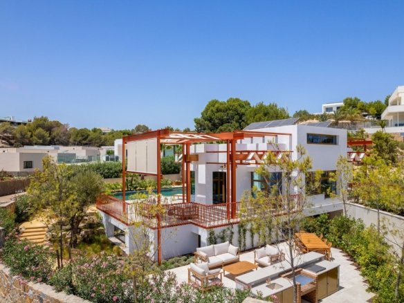 3 Bedroom 4 Bathroom Villa in Orihuela Costa - Caza De Casa
