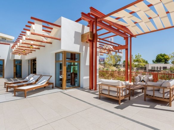 3 Bedroom 4 Bathroom Villa in Orihuela Costa - Caza De Casa