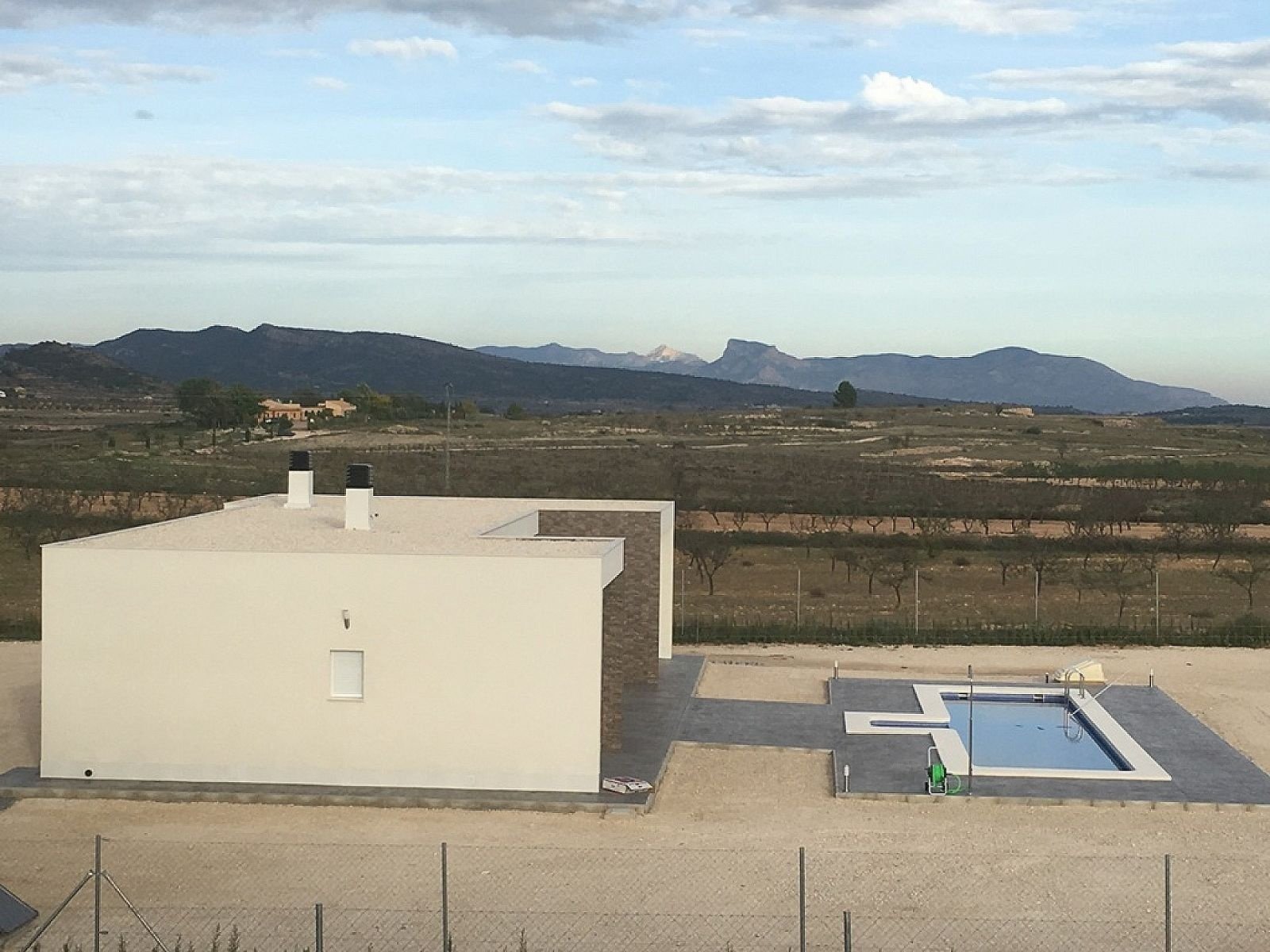 4 Bedroom 3 Bathroom Detached Villa in Pinoso - Caza De Casa