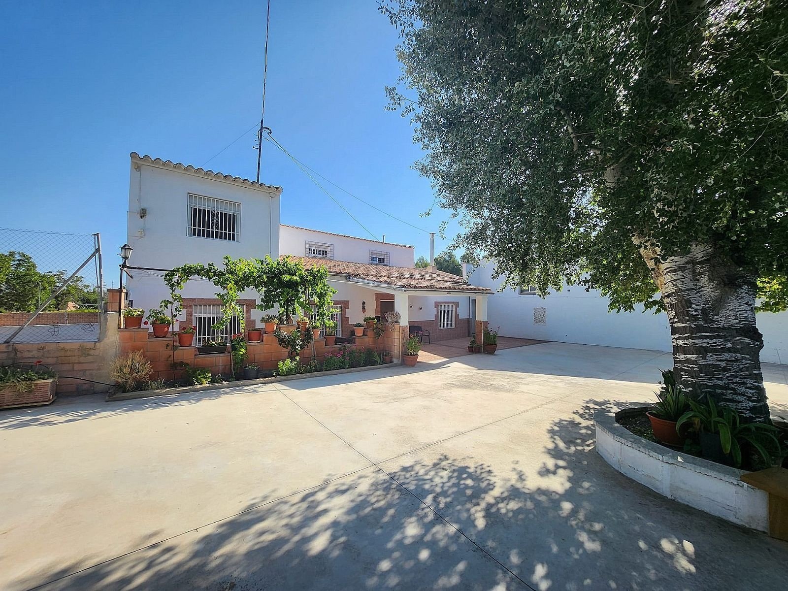 7 Bedroom 2 Bathroom Country house in Villena - Caza De Casa
