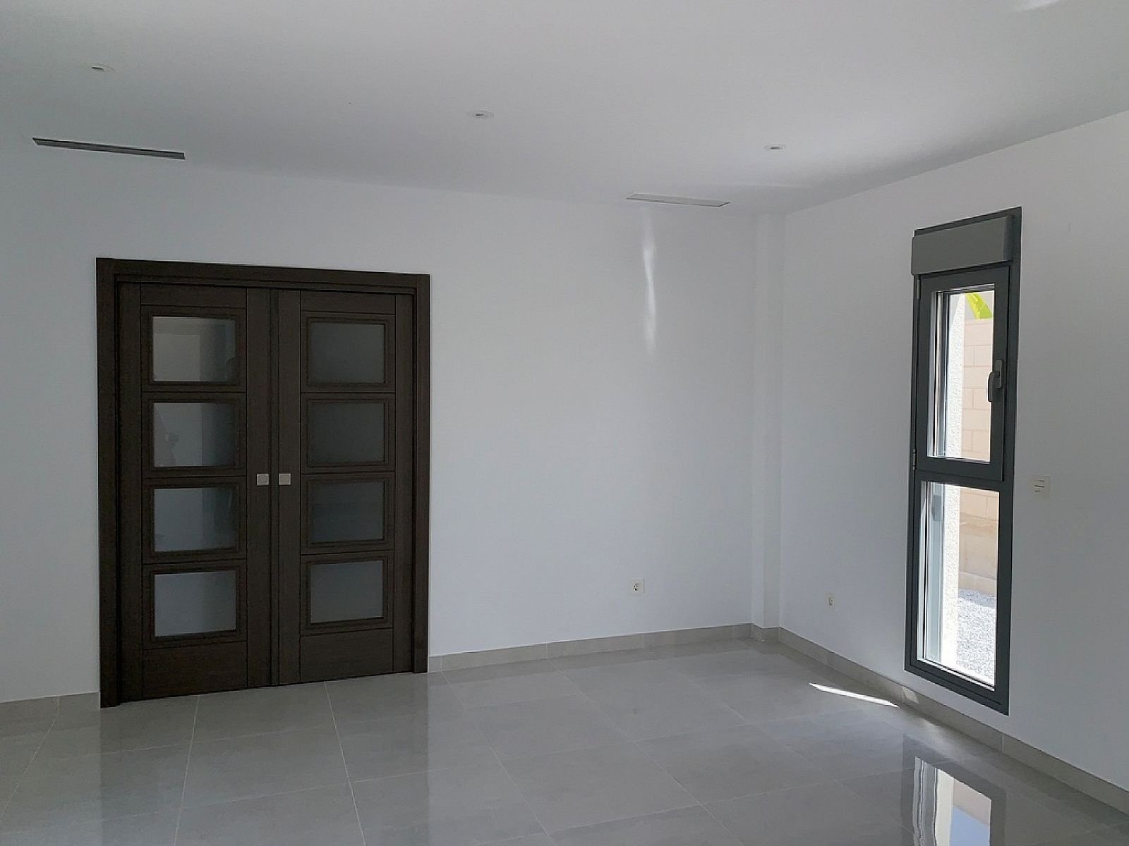 4 Bedroom 3 Bathroom Detached Villa in Pinoso - Caza De Casa