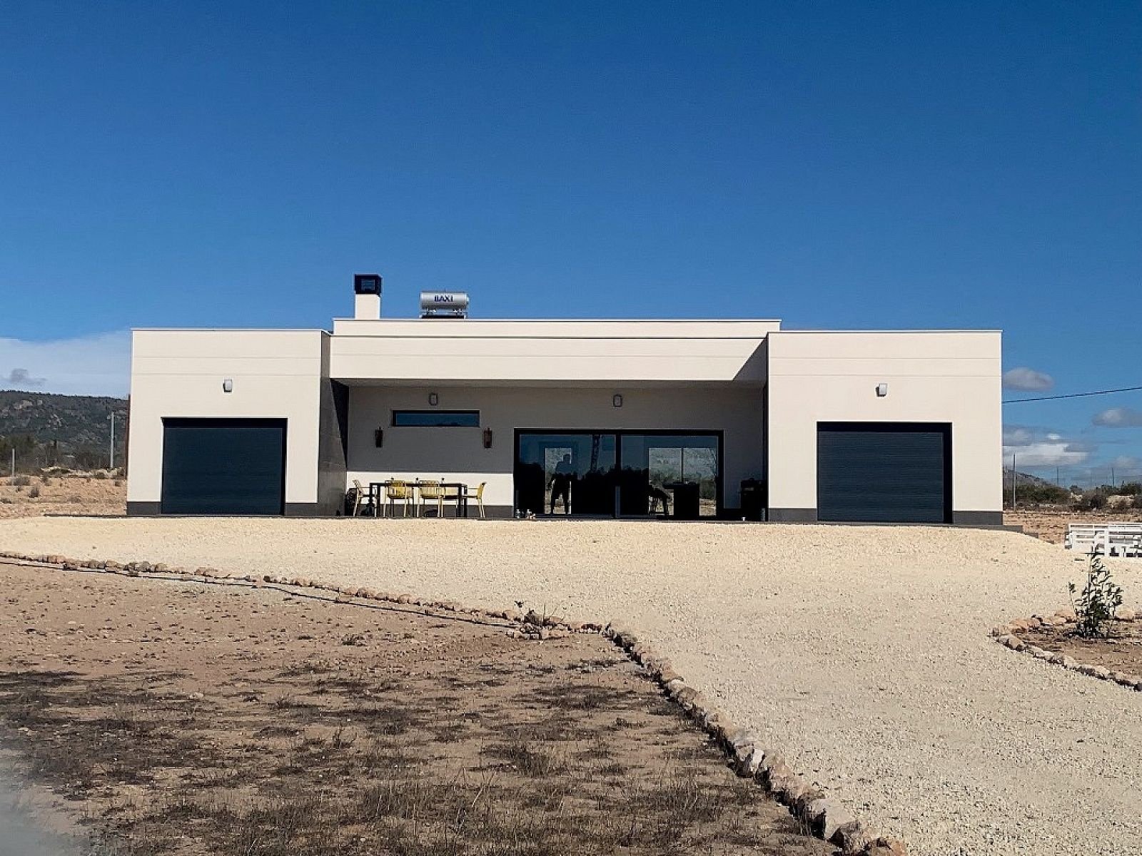 4 Bedroom 3 Bathroom Detached Villa in Pinoso - Caza De Casa