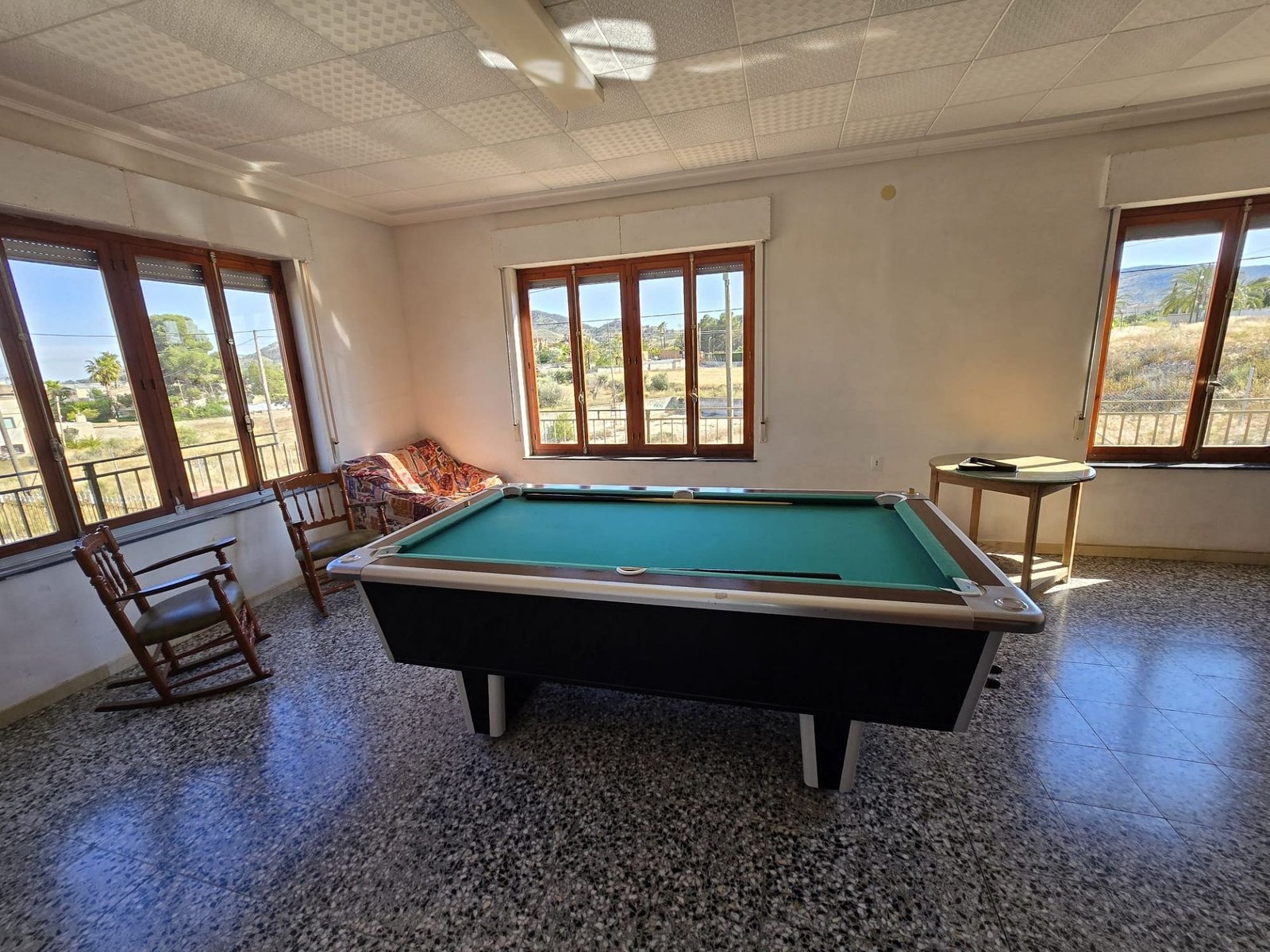 6 Bedroom 2 Bathroom Detached Villa in Monovar - Caza De Casa