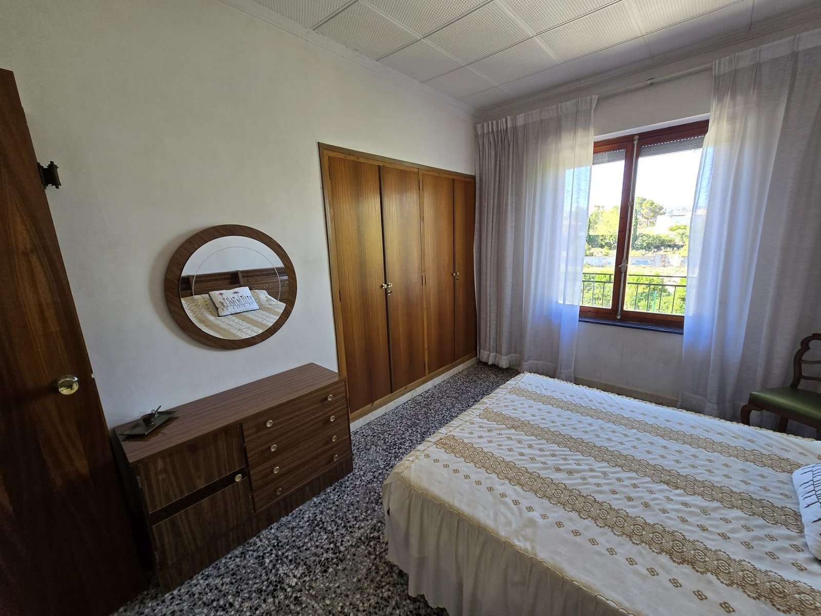 6 Bedroom 2 Bathroom Detached Villa in Monovar - Caza De Casa