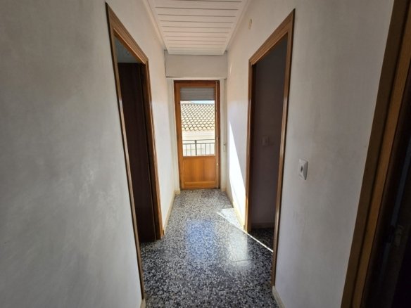 6 Bedroom 2 Bathroom Detached Villa in Monovar - Caza De Casa