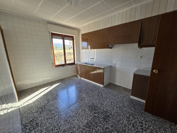 6 Bedroom 2 Bathroom Detached Villa in Monovar - Caza De Casa