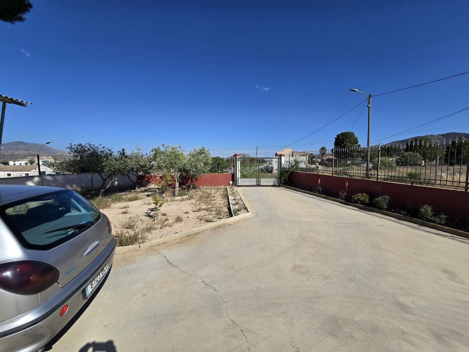 6 Bedroom 2 Bathroom Detached Villa in Monovar - Caza De Casa