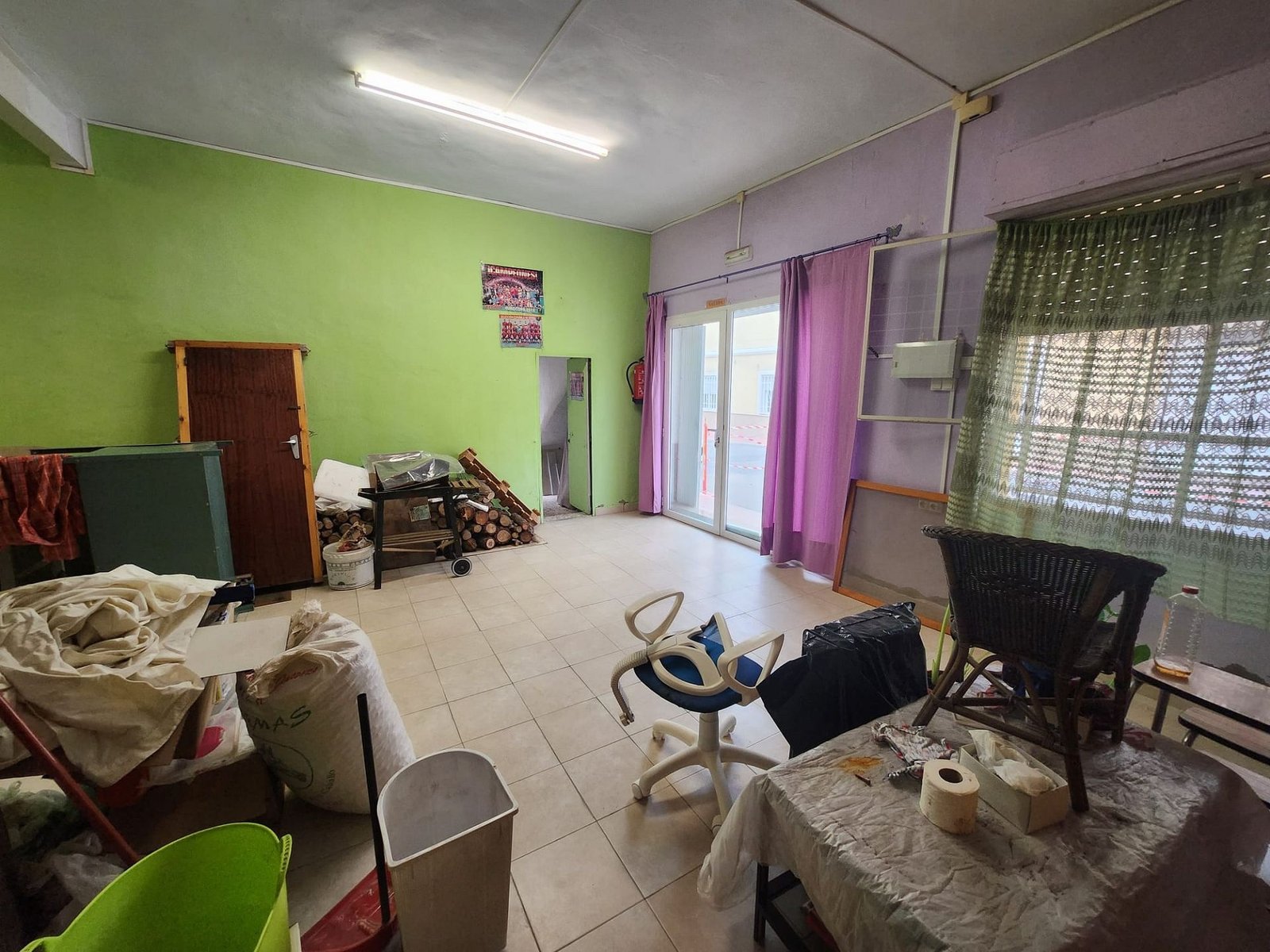 3 Bedroom 3 Bathroom Townhouse in Sax - Caza De Casa
