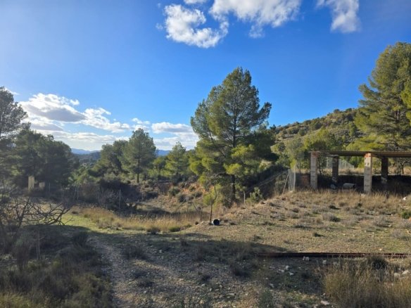 3 Bedroom 2 Bathroom Detached Villa in Petrer - Caza De Casa