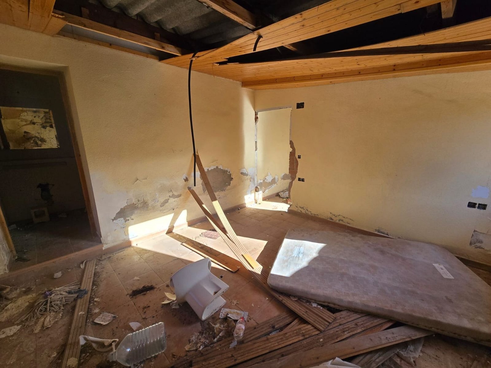 3 Bedroom 2 Bathroom Detached Villa in Petrer - Caza De Casa