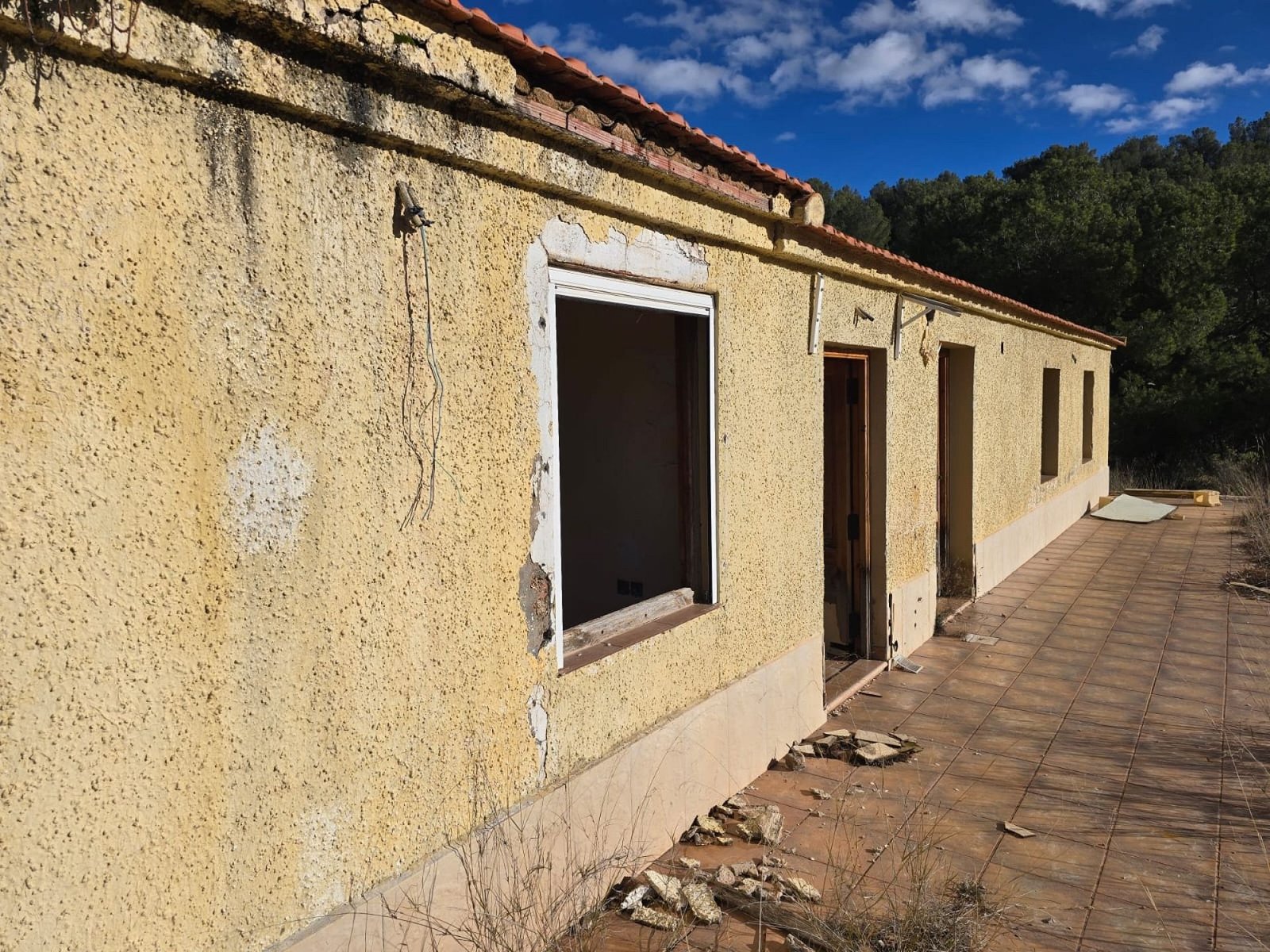 3 Bedroom 2 Bathroom Detached Villa in Petrer - Caza De Casa