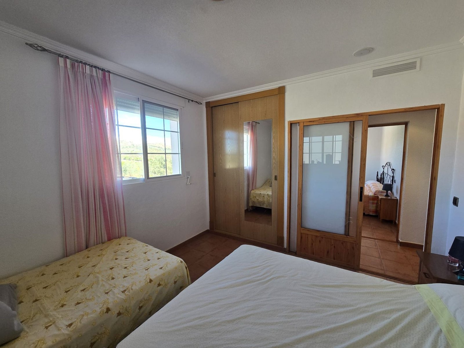 8 Bedroom 3 Bathroom Detached Villa in Sax - Caza De Casa