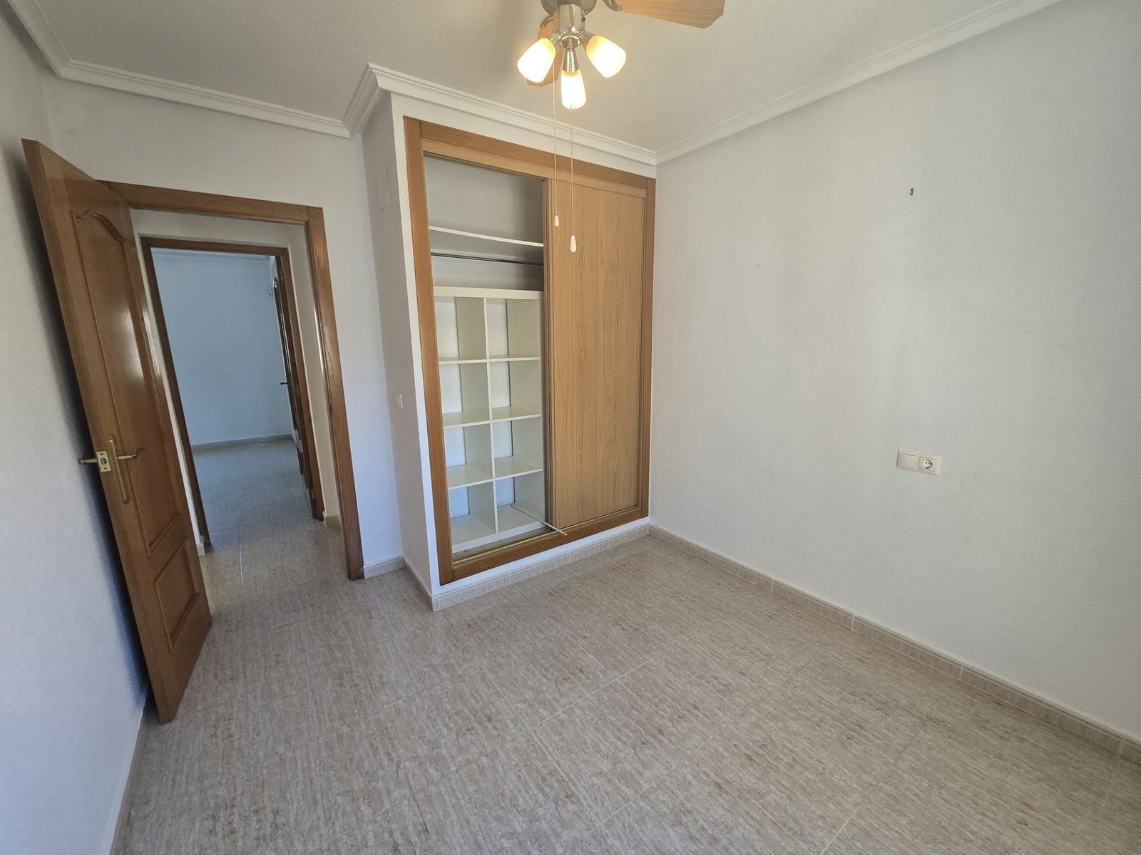5 Bedroom 4 Bathroom Detached Villa in Monforte Del Cid - Caza De Casa