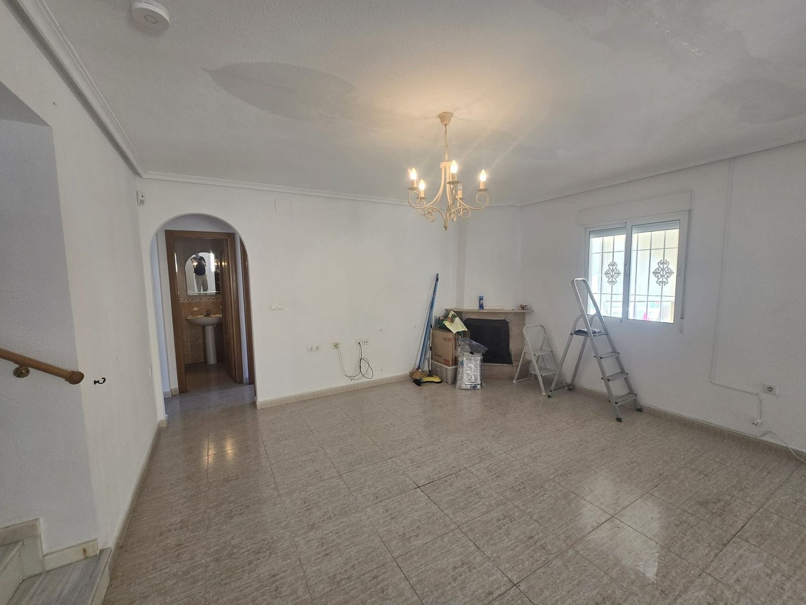 5 Bedroom 4 Bathroom Detached Villa in Monforte Del Cid - Caza De Casa