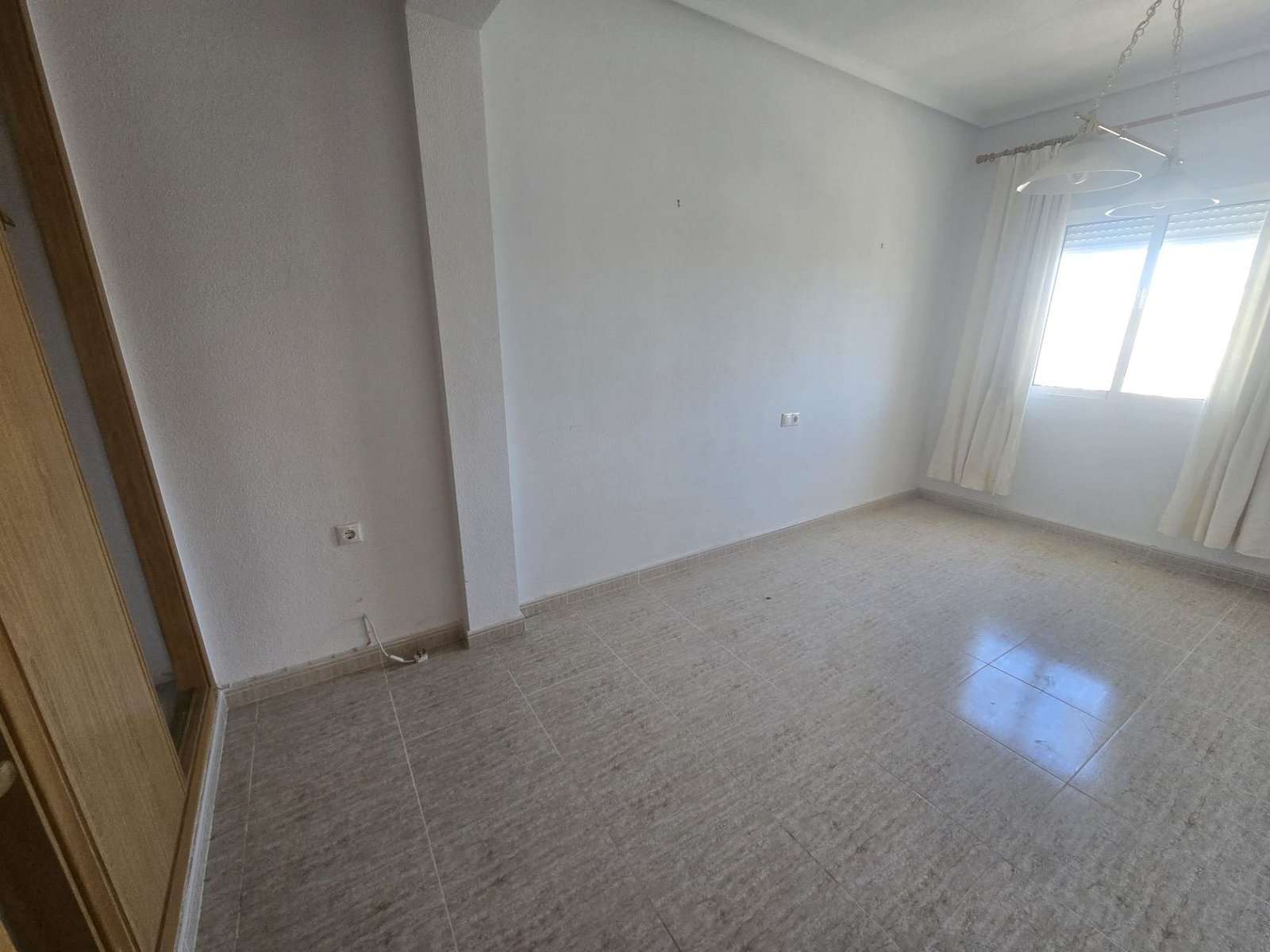 5 Bedroom 4 Bathroom Detached Villa in Monforte Del Cid - Caza De Casa
