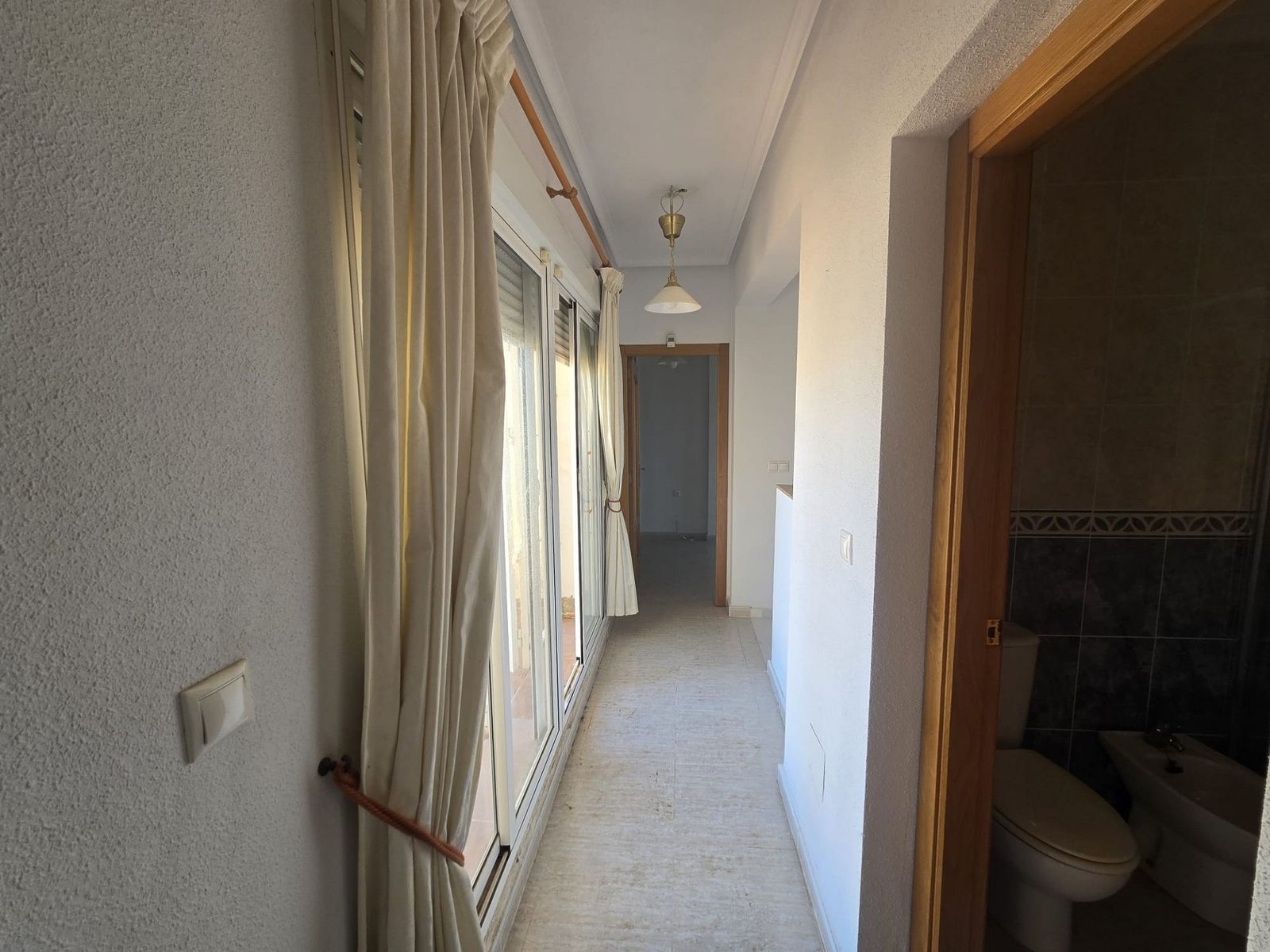 5 Bedroom 4 Bathroom Detached Villa in Monforte Del Cid - Caza De Casa