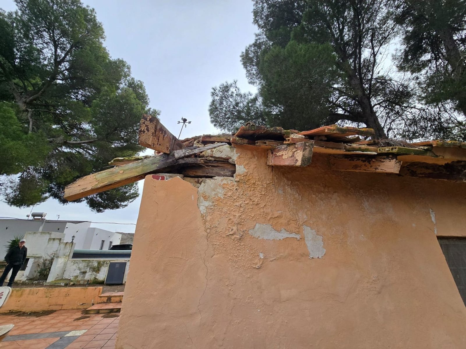 4 Bedroom 2 Bathroom Detached Villa in Villena - Caza De Casa