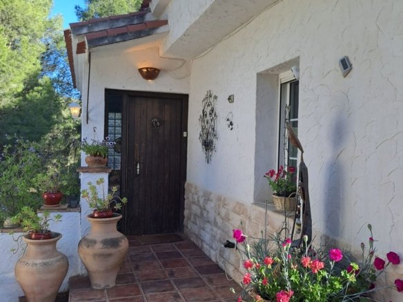 6 Bedroom 4 Bathroom Country house in Sax - Caza De Casa