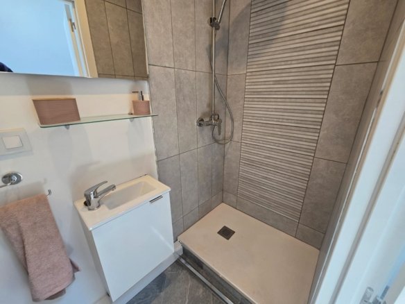3 Bedroom 2 Bathroom Townhouse in Sax - Caza De Casa