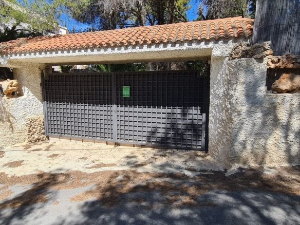 6 Bedroom 4 Bathroom Country house in Sax - Caza De Casa