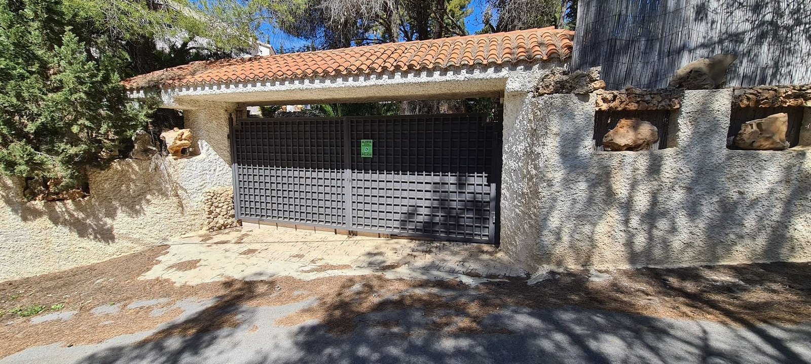 6 Bedroom 4 Bathroom Country house in Sax - Caza De Casa