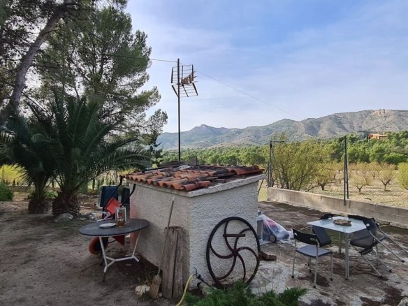 6 Bedroom 4 Bathroom Country house in Sax - Caza De Casa