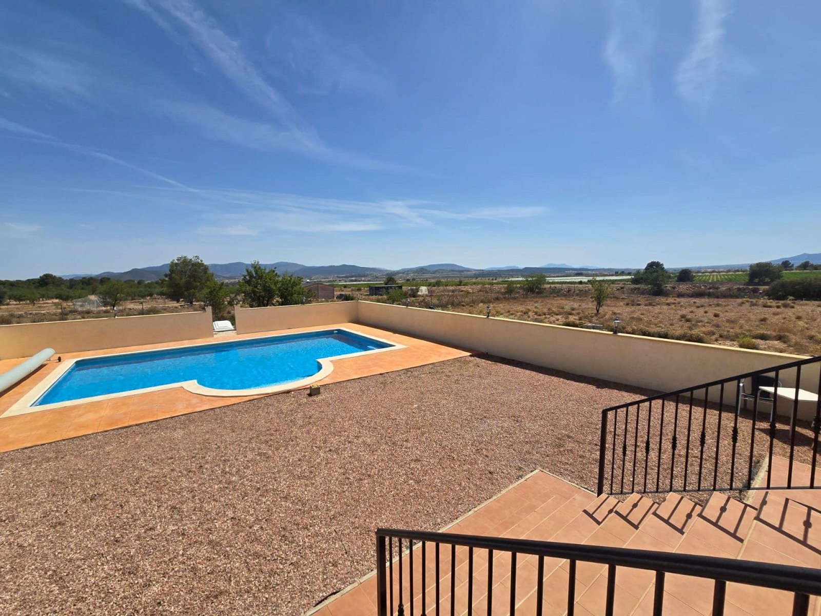 4 Bedroom 3 Bathroom Detached Villa in Monovar - Caza De Casa