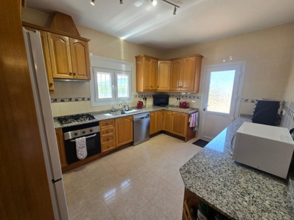 4 Bedroom 3 Bathroom Detached Villa in Monovar - Caza De Casa