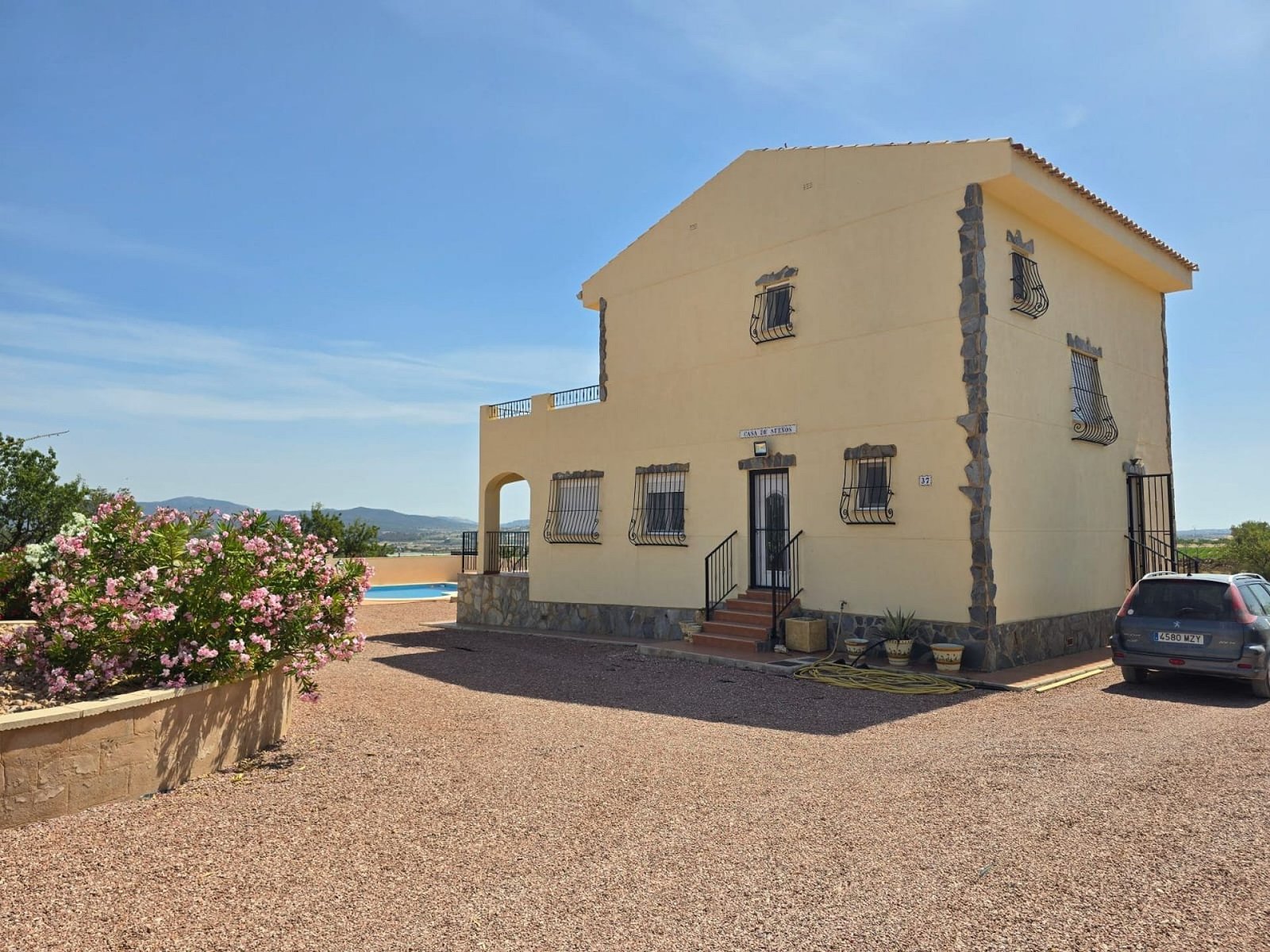 4 Bedroom 3 Bathroom Detached Villa in Monovar - Caza De Casa