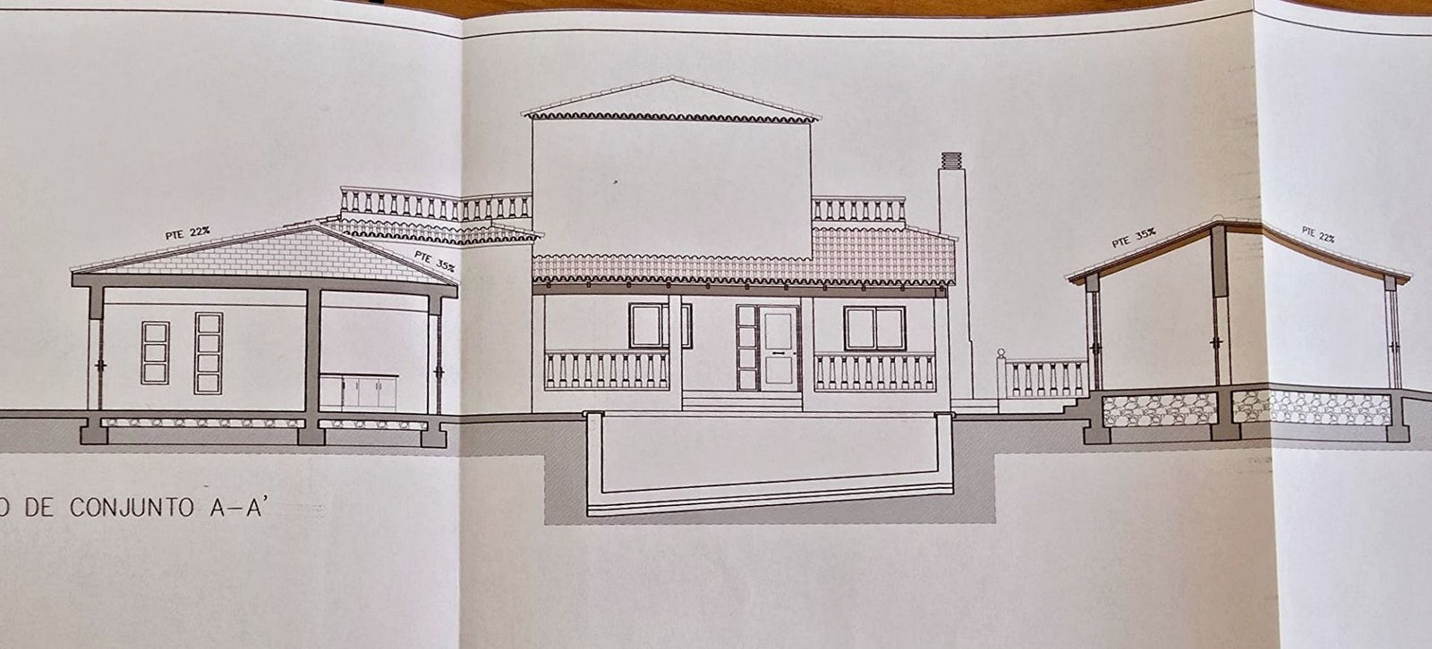 6 Bedroom 5 Bathroom Detached Villa in Salinas - Caza De Casa