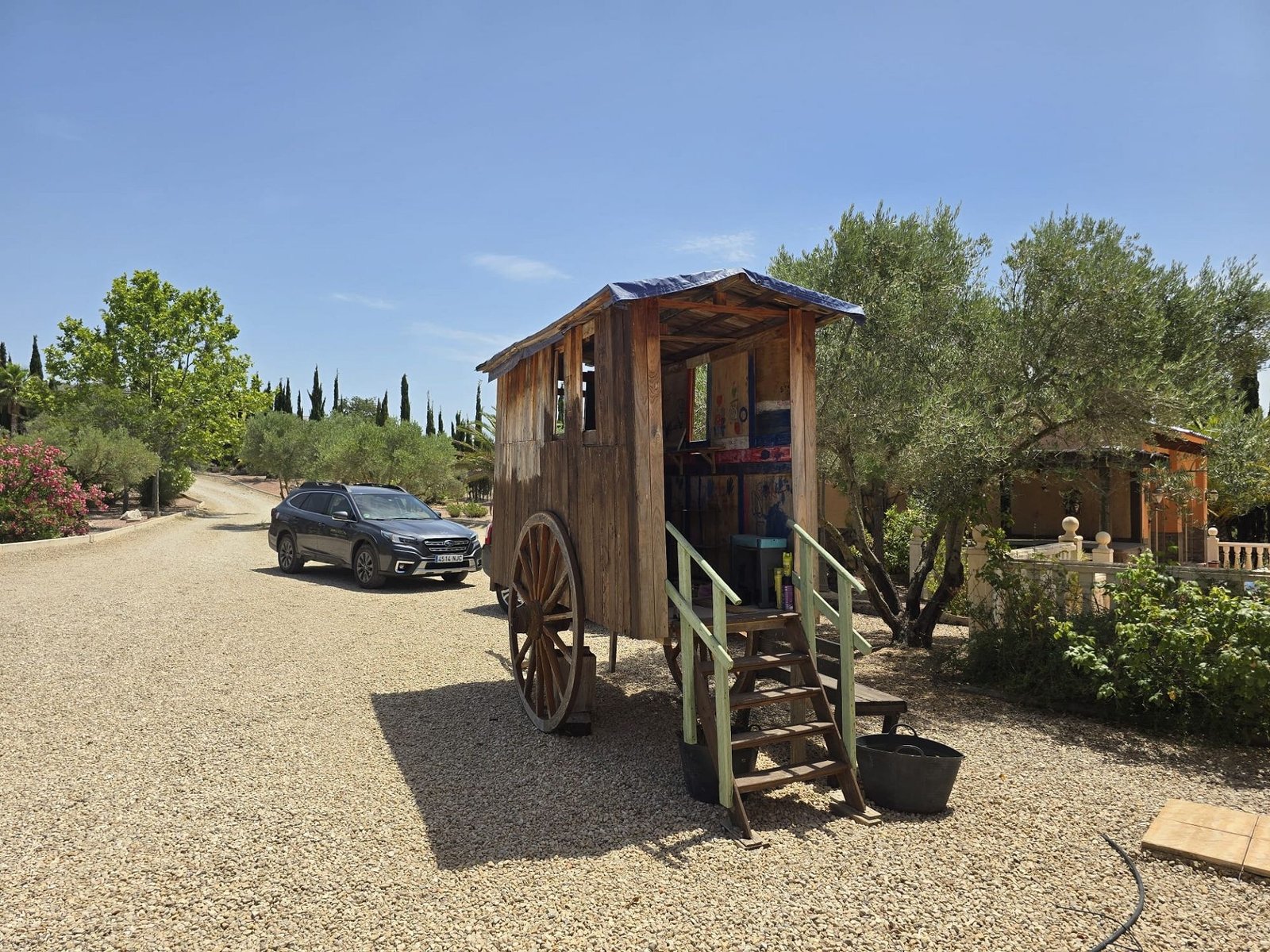 6 Bedroom 5 Bathroom Detached Villa in Salinas - Caza De Casa
