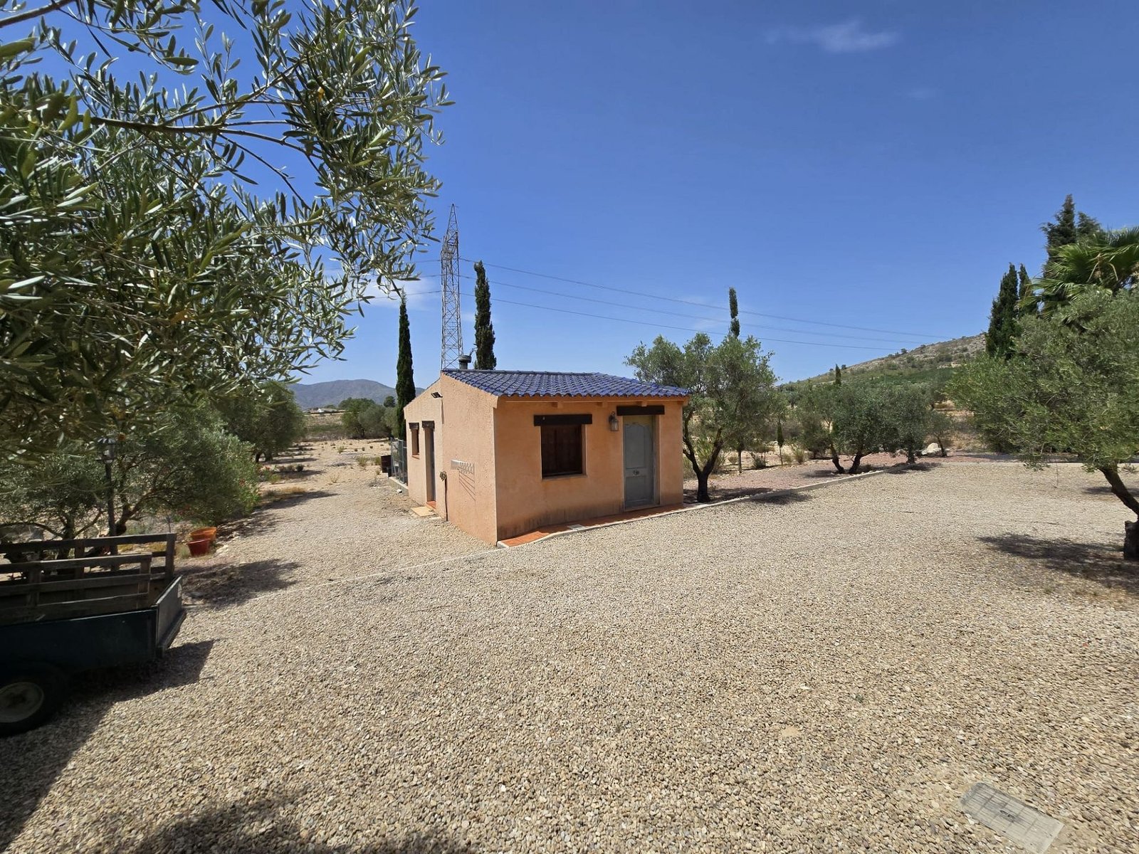 6 Bedroom 5 Bathroom Detached Villa in Salinas - Caza De Casa
