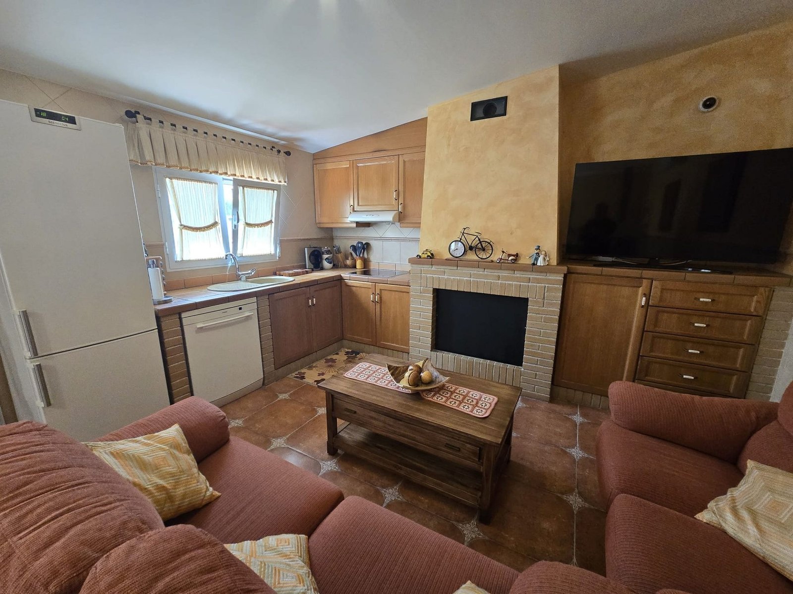 4 Bedroom 3 Bathroom Detached Villa in Villena - Caza De Casa