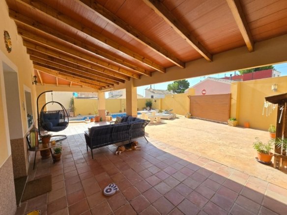 4 Bedroom 2 Bathroom Detached Villa in Raspay-Murcia - Caza De Casa