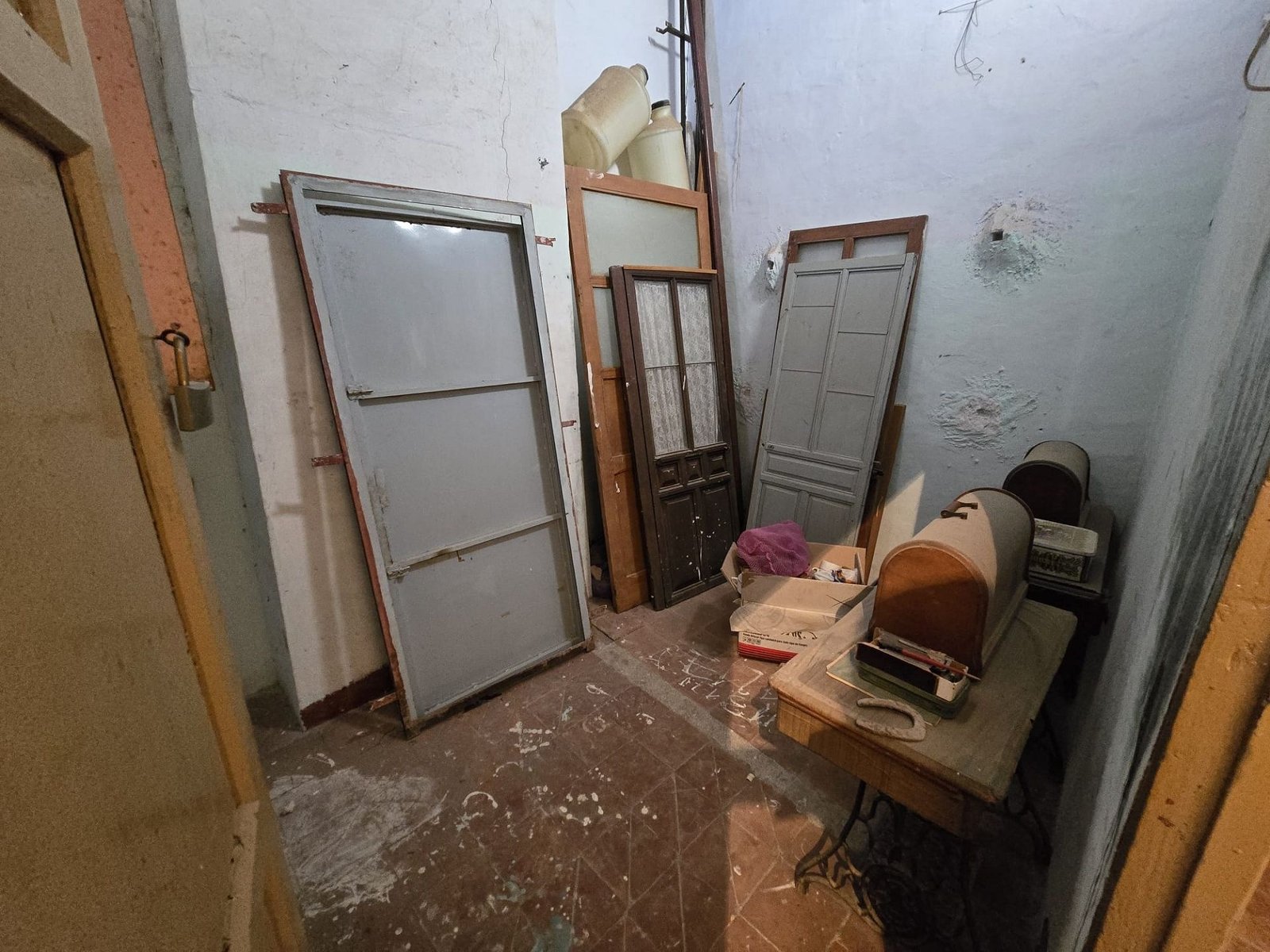 11 Bedroom 2 Bathroom Townhouse in Sax - Caza De Casa