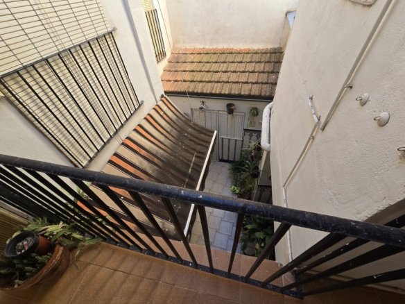 11 Bedroom 2 Bathroom Townhouse in Sax - Caza De Casa