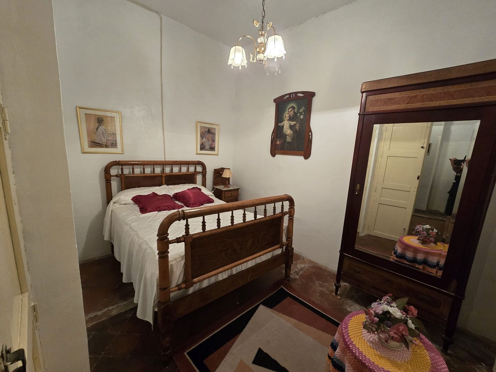 11 Bedroom 2 Bathroom Townhouse in Sax - Caza De Casa