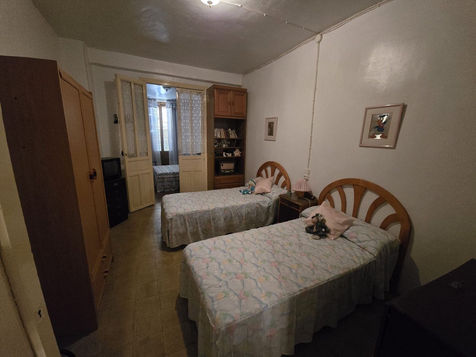 11 Bedroom 2 Bathroom Townhouse in Sax - Caza De Casa