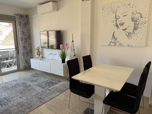 3 Bedroom 2 Bathroom Townhouse in Pinoso - Caza De Casa
