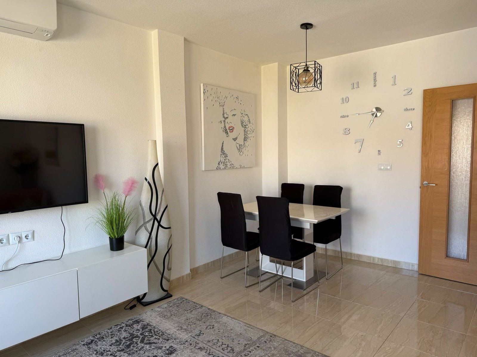 3 Bedroom 2 Bathroom Townhouse in Pinoso - Caza De Casa