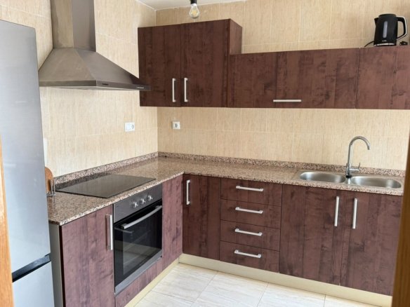 3 Bedroom 2 Bathroom Townhouse in Pinoso - Caza De Casa