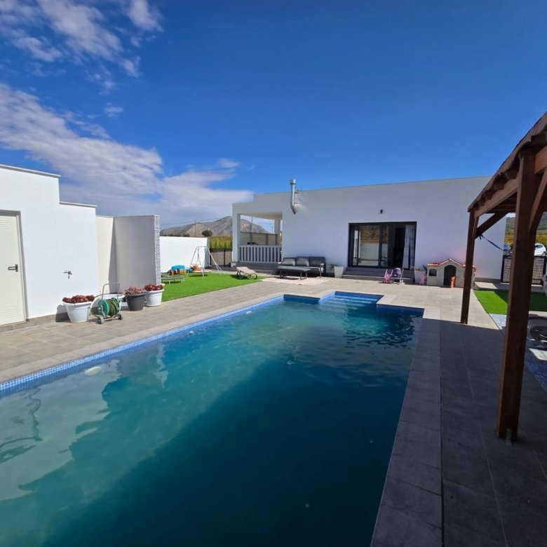 3 Bedroom 2 Bathroom Detached Villa in Cañada de la Leña - Caza De Casa