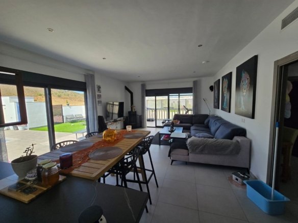 3 Bedroom 2 Bathroom Detached Villa in Cañada de la Leña - Caza De Casa