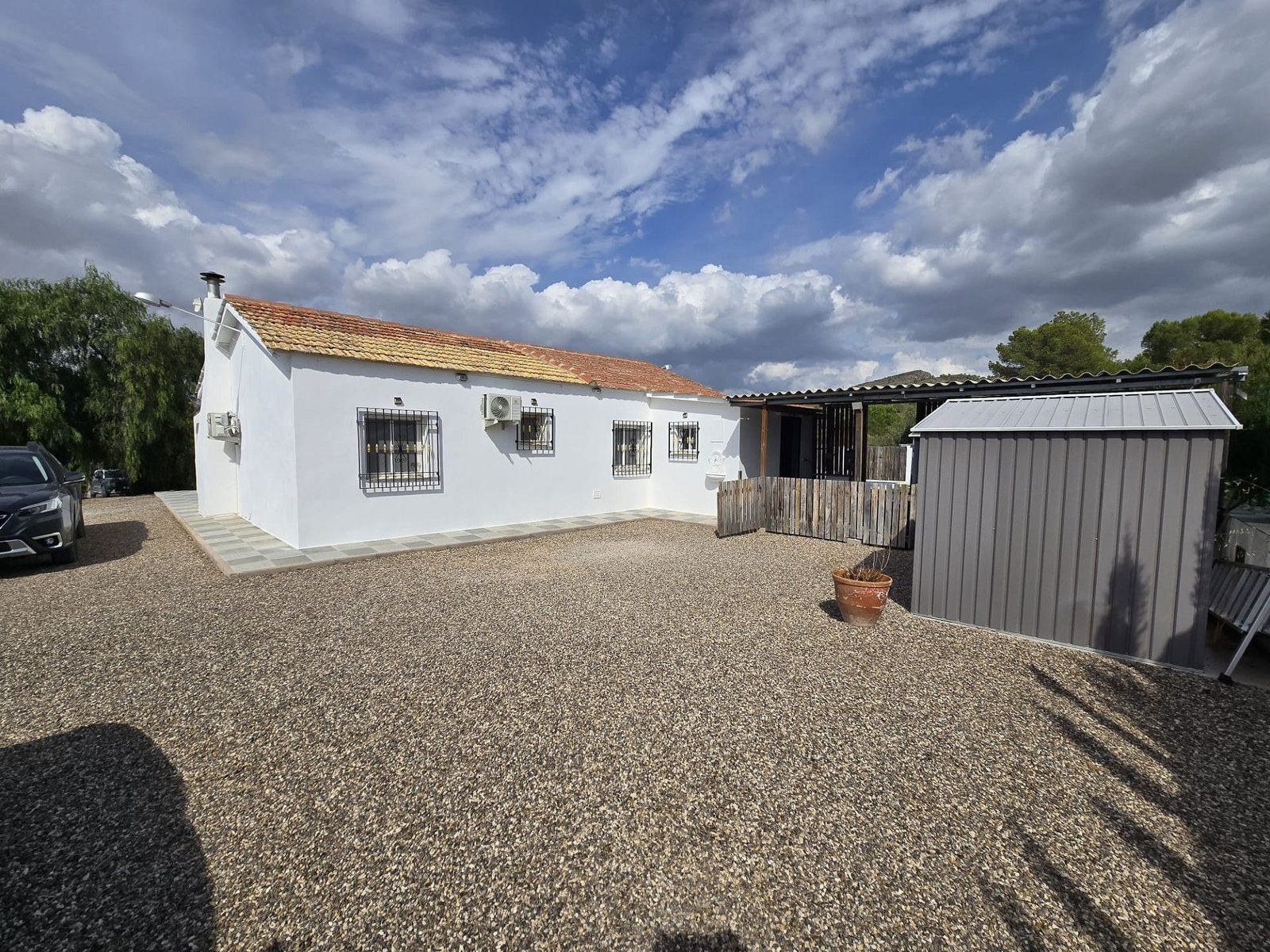 3 Bedroom 3 Bathroom Detached Villa in Sax - Caza De Casa