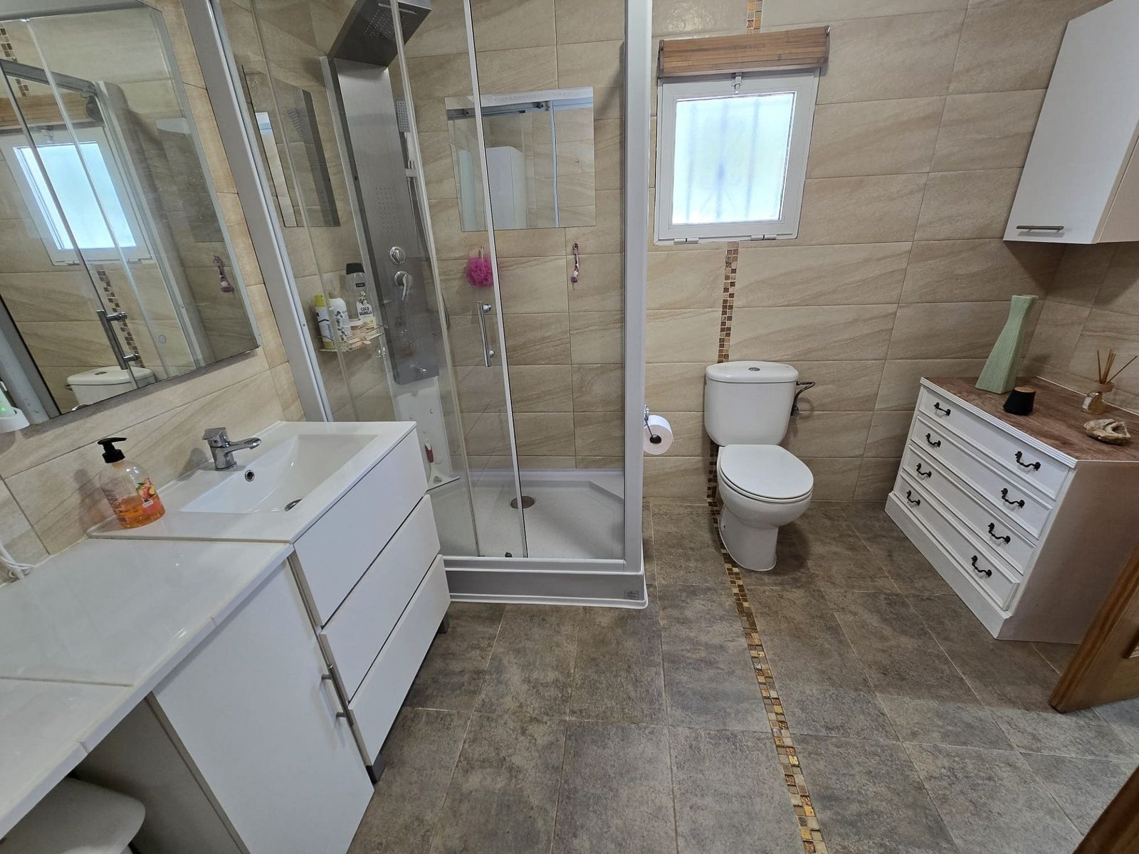 3 Bedroom 3 Bathroom Detached Villa in Sax - Caza De Casa
