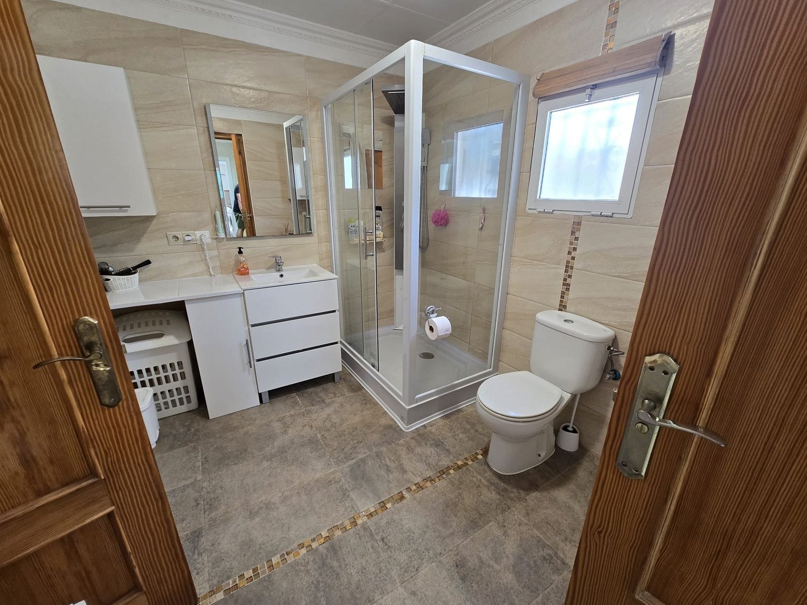3 Bedroom 3 Bathroom Detached Villa in Sax - Caza De Casa