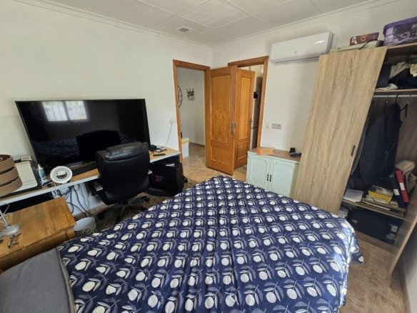 3 Bedroom 3 Bathroom Detached Villa in Sax - Caza De Casa